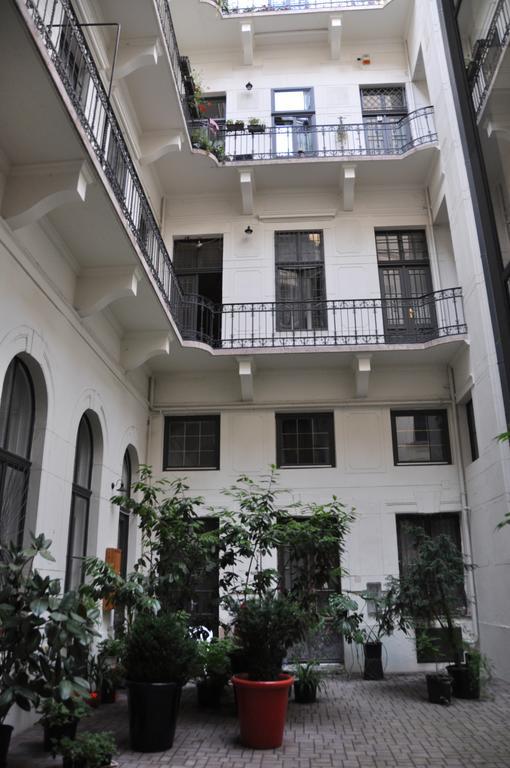 Pesto Hostel Budapest Extérieur photo